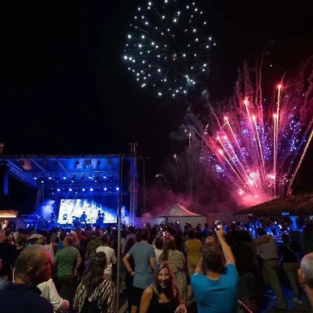 Zadar 14 *